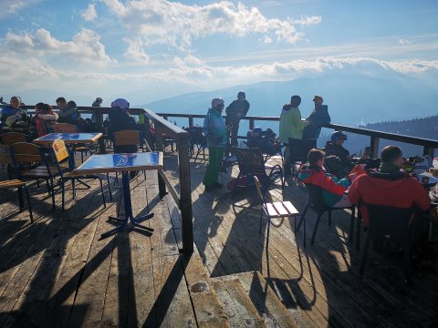 12-es pálya tetőállomás