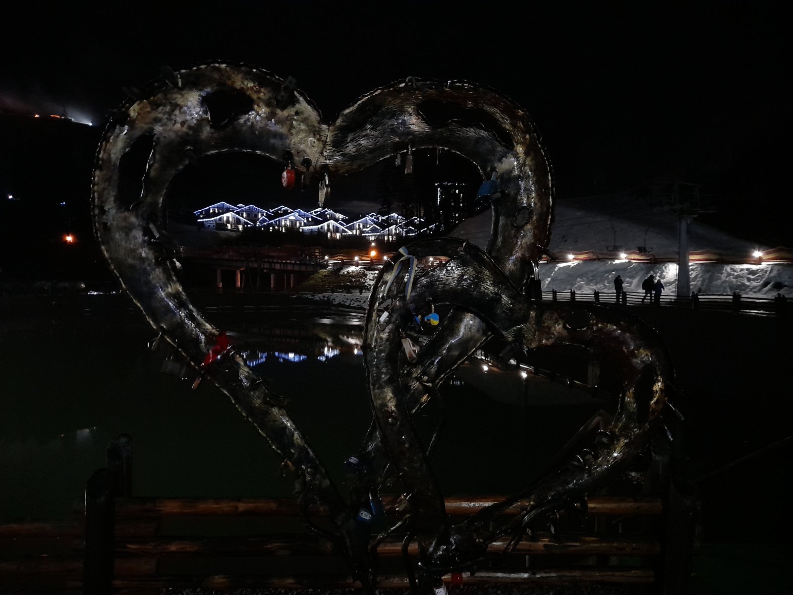 Hotel Bukovel faházak este. 