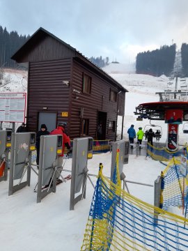 Nem volt jellemző a sorbanállás a felvonóknál... 