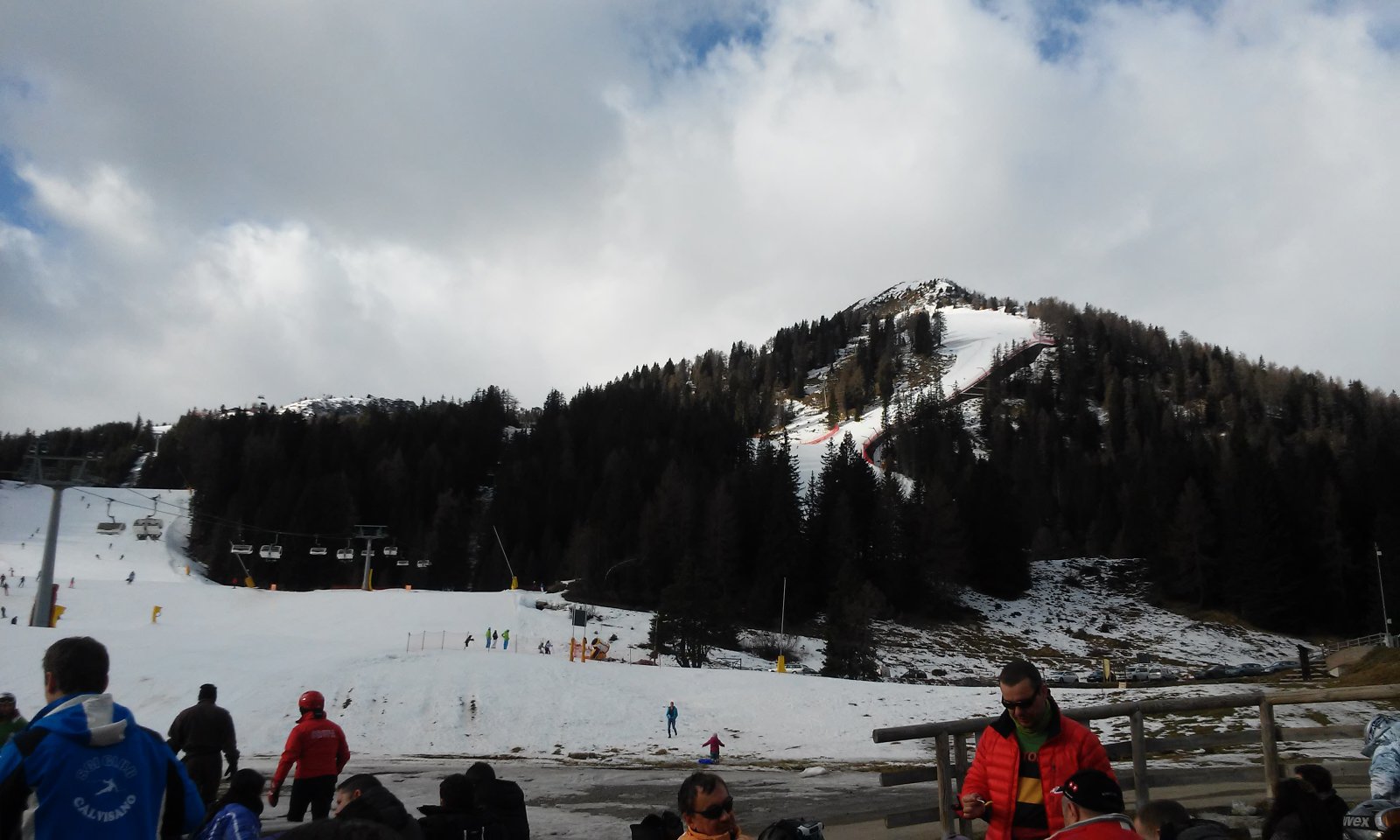 A 90-es fekete pálya