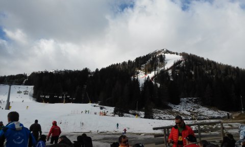 A 90-es fekete pálya