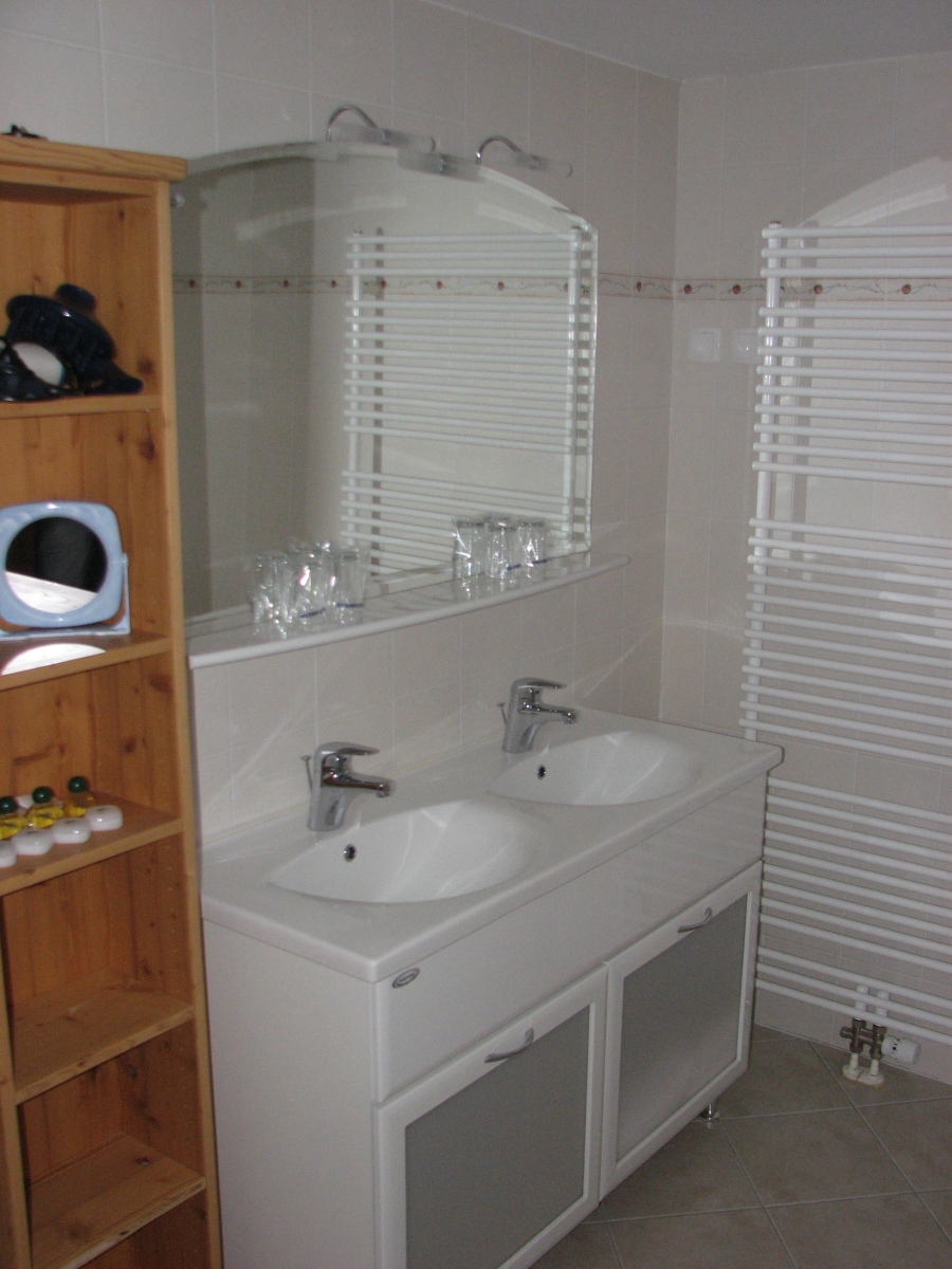 Kopalnica-apartmaji---Bathroom-apartments.JPG