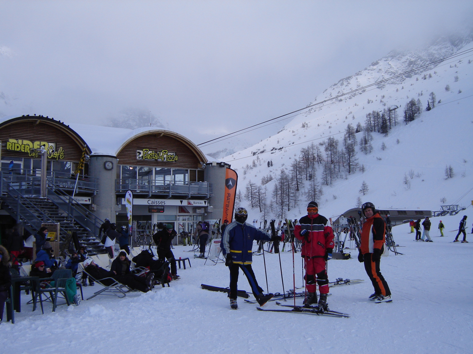 GRANDS MONTETS KÖZPONT