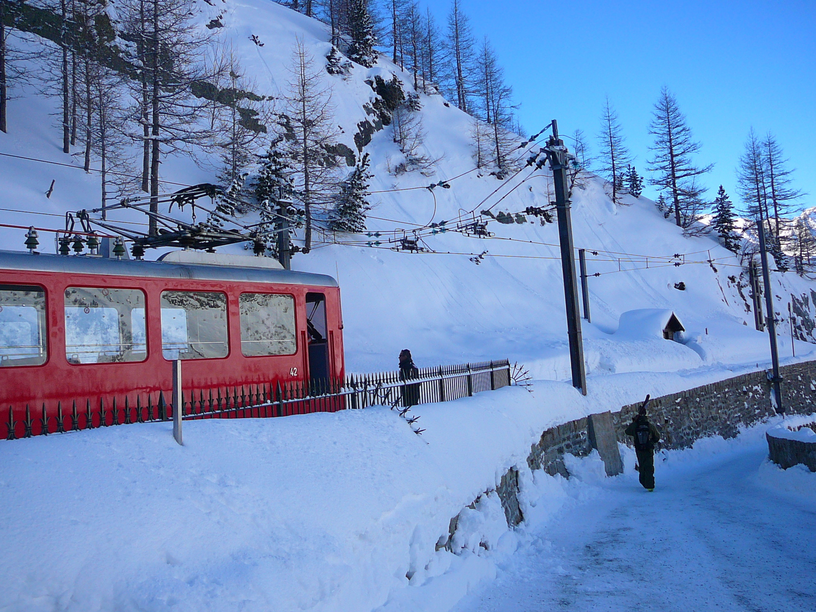 FOGASKEREKŰ VASÚT MONTENVERS MER DE GLACE