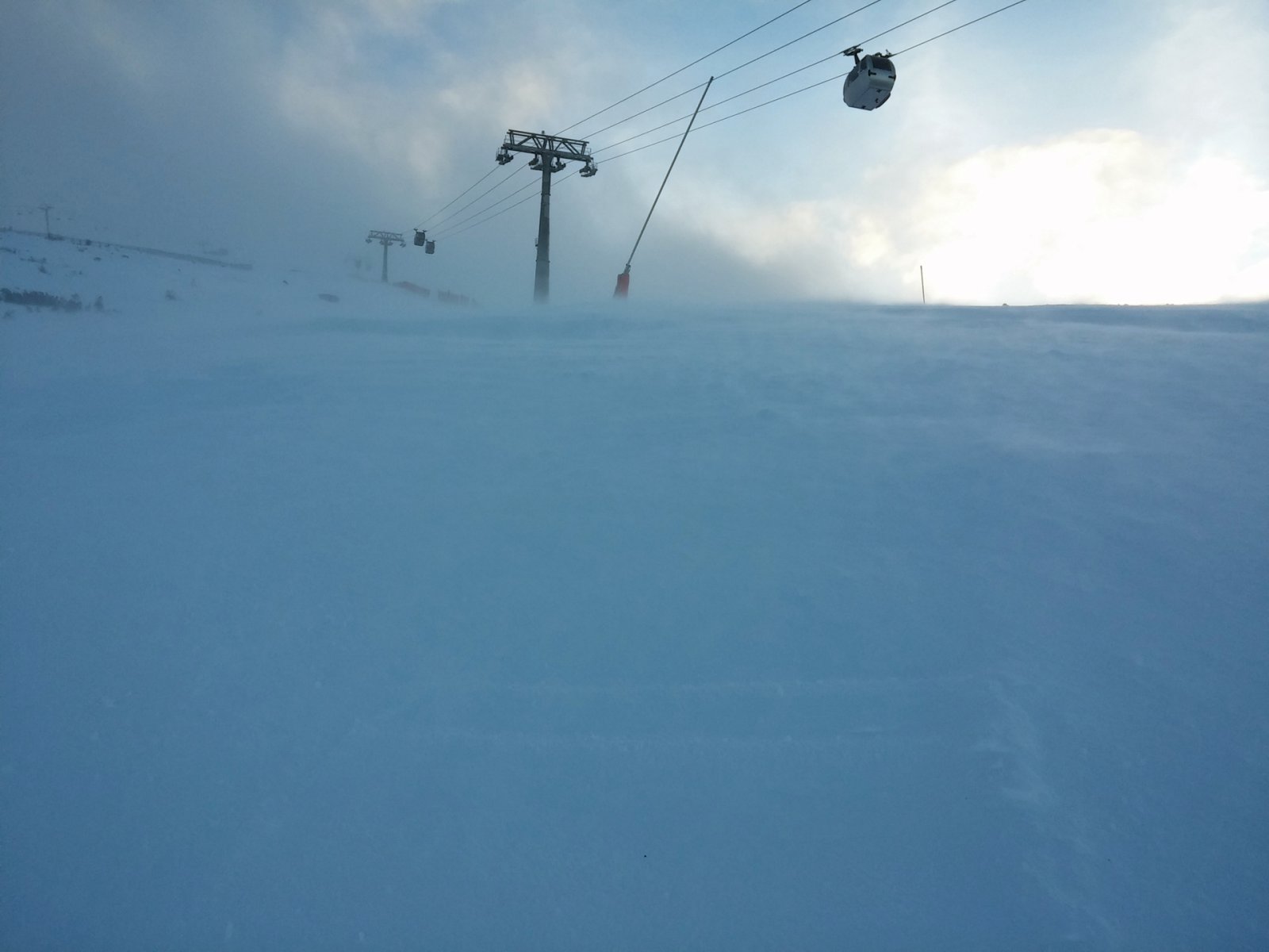 Lukova. Szél, hófúvás, -7 fok. Legalább egy kis téli feeling is volt.