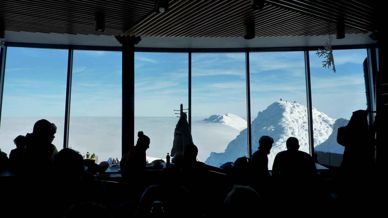 Kilátás a Rotunda (csúcs) étteremből 1.