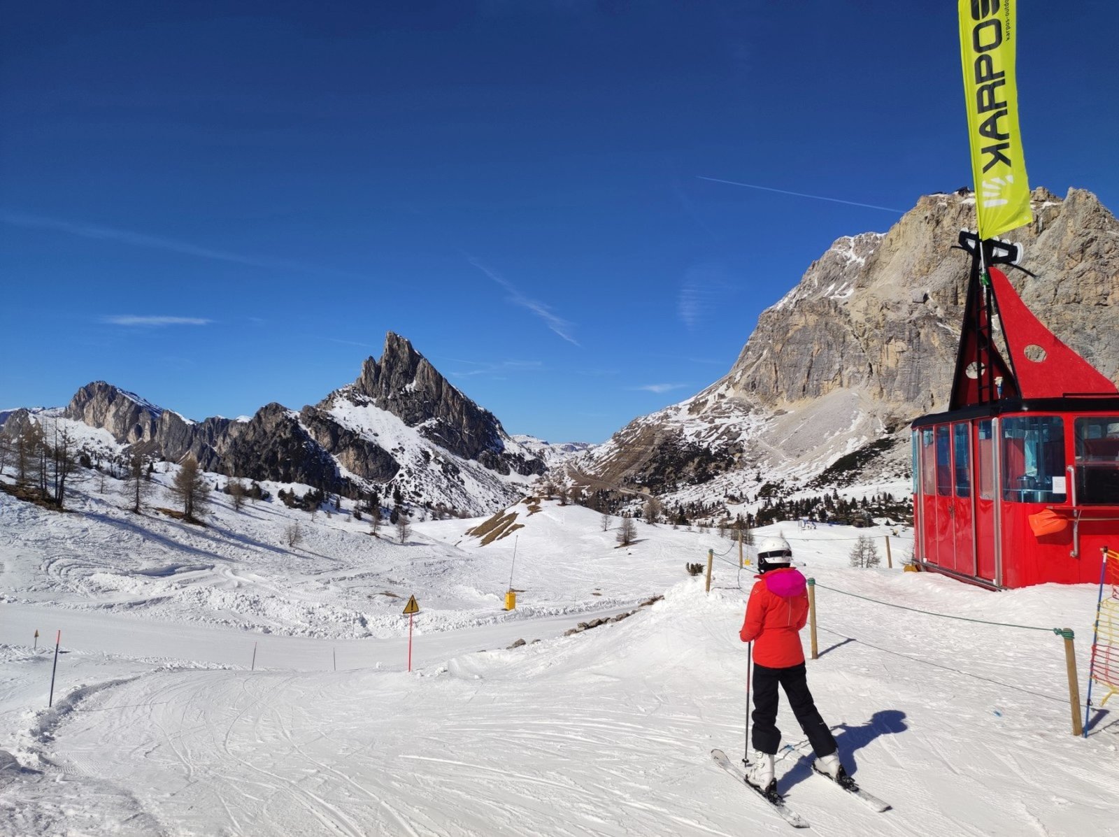 Emlék a Falzarego-hágó felett