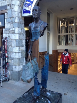 Szobor Courchevelben