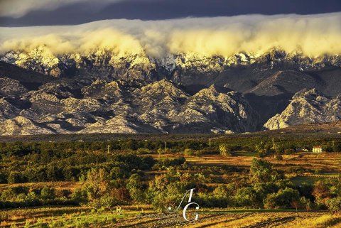 Velebit tenger felőli oldala is befehéredett - fotó: Aleksander Gospic