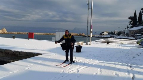 Valaki sílécre pattant - fotó: crometeo