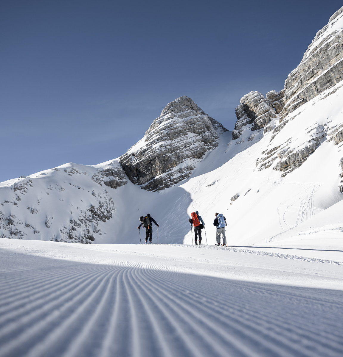 Sítúrázók Kanin pályáin (Kép: Iztok Medja)