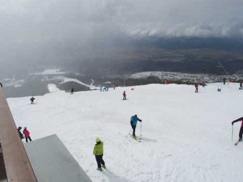 A völgyben már tavasz