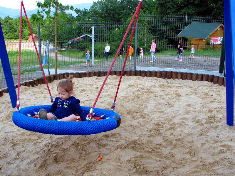 plac-zabaw--kolej-debowiec-3.jpg