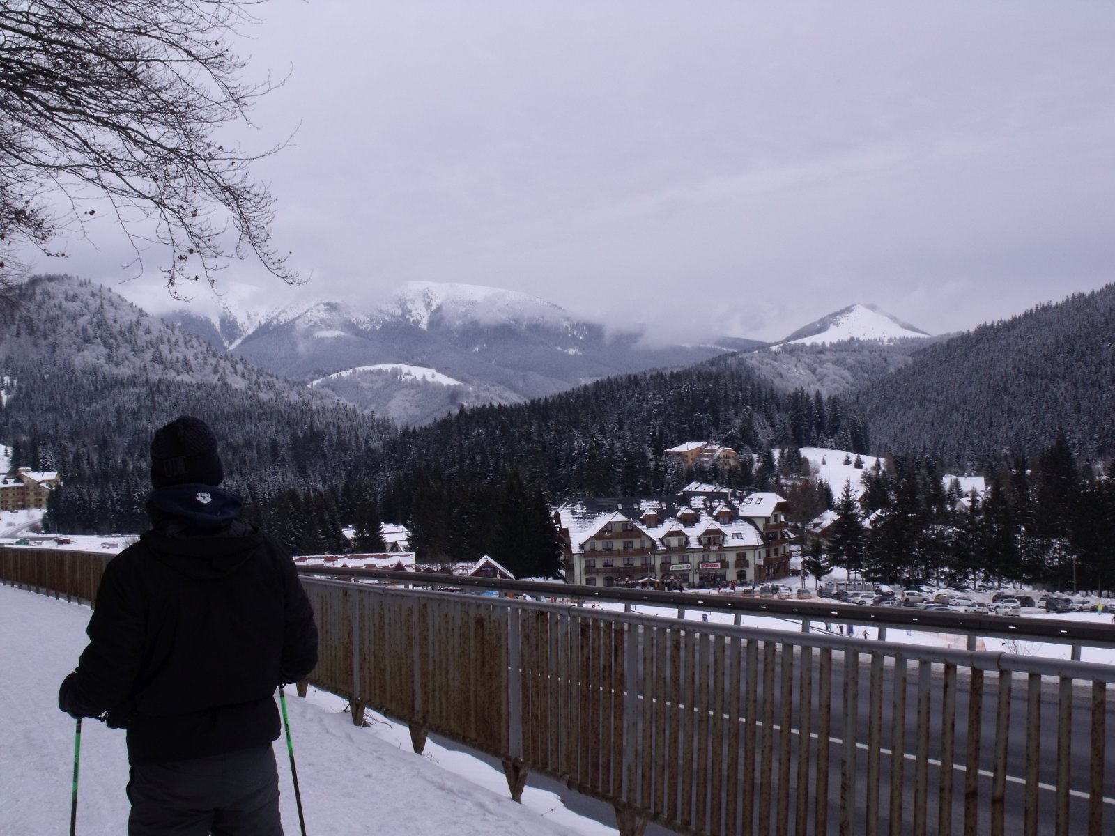 Látkép a völgyből