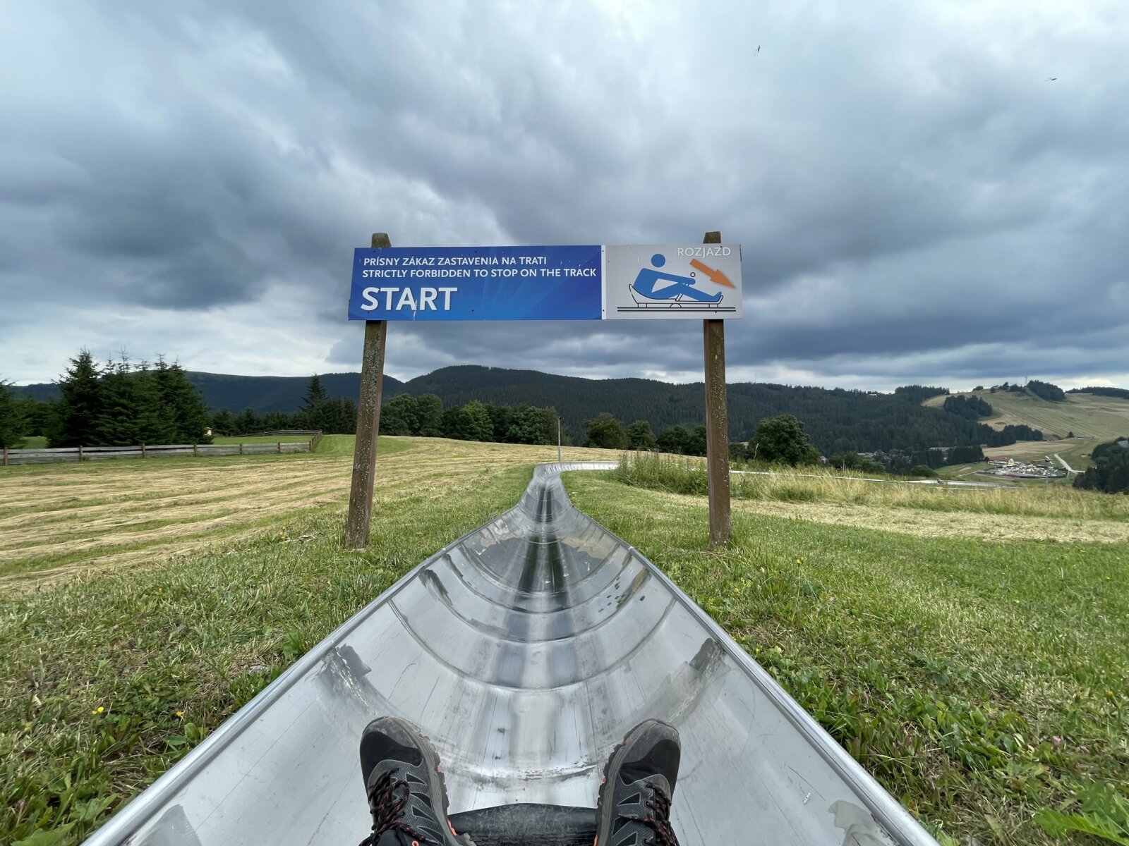 A bobpályán elért legnagyobb sebességünk 45 km/h volt :)