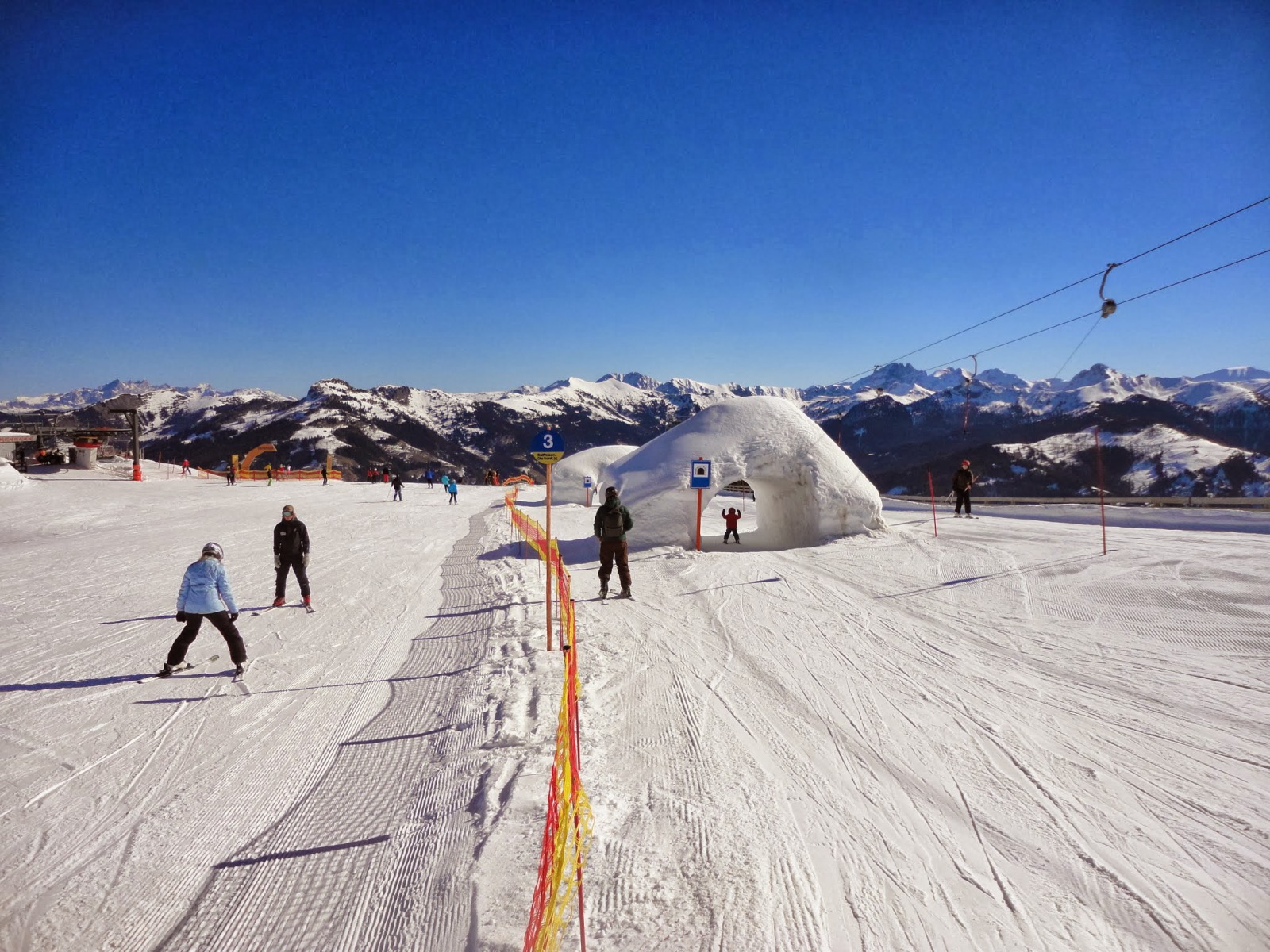 Dejó!!! Hóalagút!