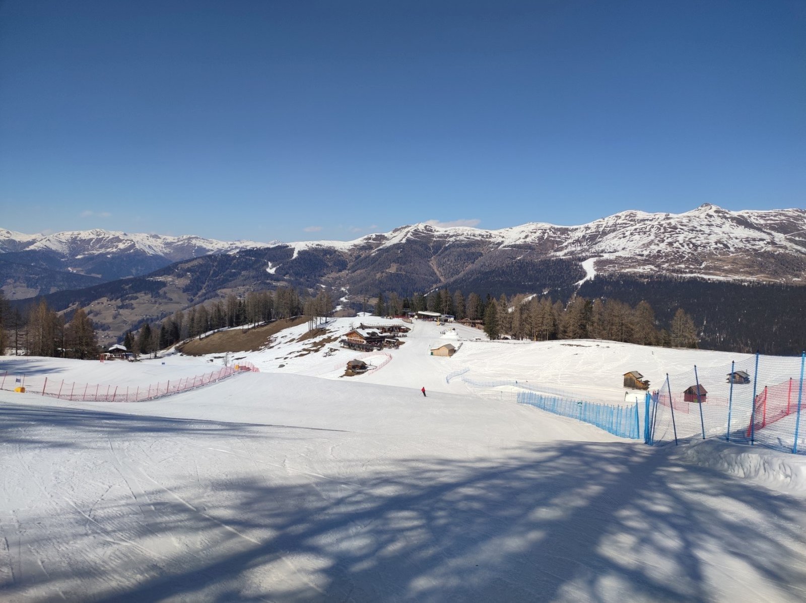 Szemben a Rudi hütte