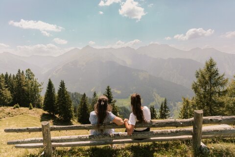 Nyári hangulat: kilátás Grossarl hegyeire | Fotó: Das Edelweiss Salzburg Mountain Resort, Nectar and Pulse