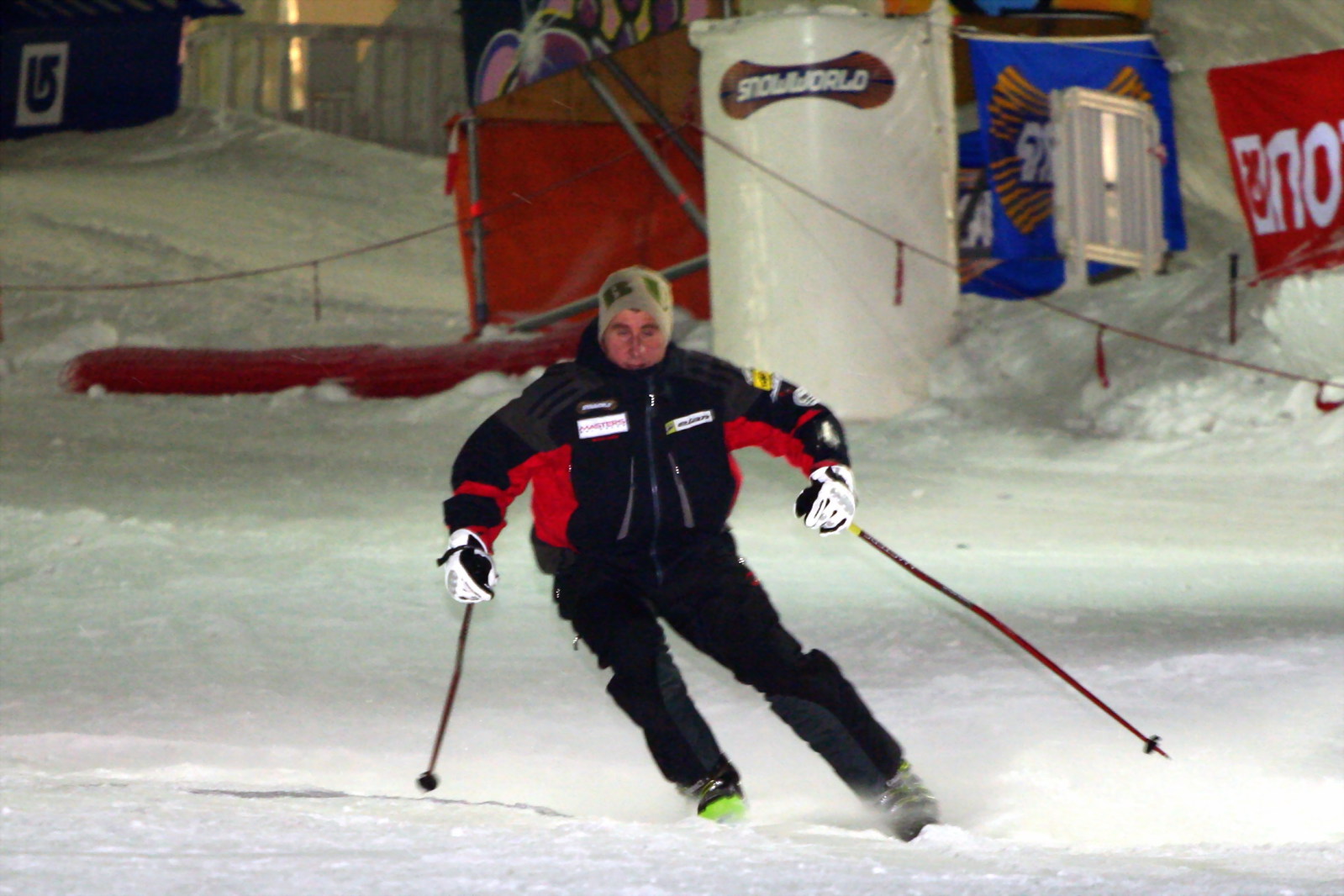 Flühr már kissé takaréklángon a holland Landgraaf sícsarnokában