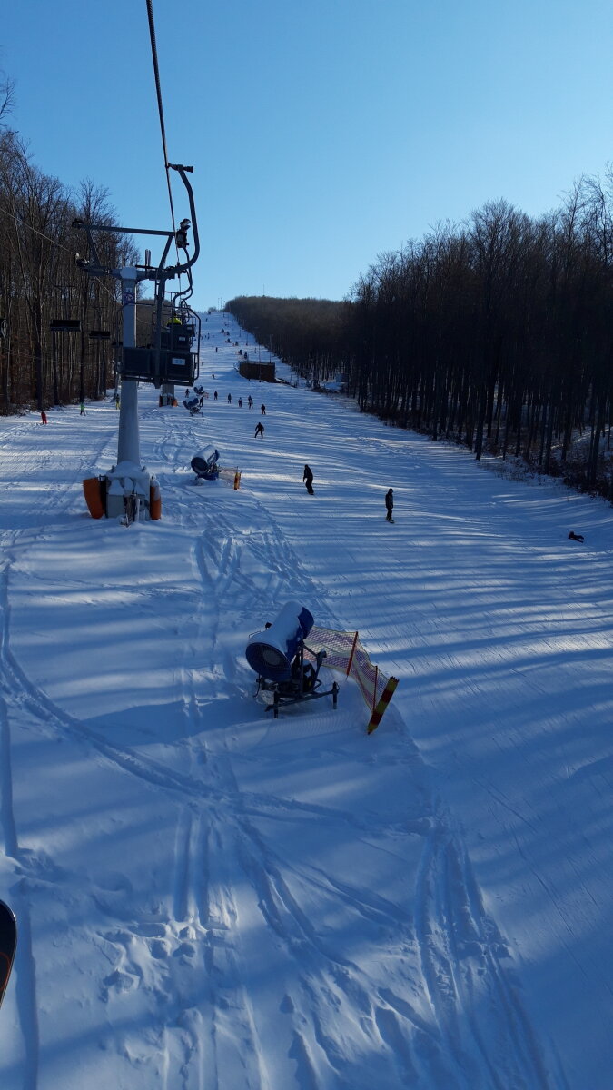 7-es pálya a kétszemélyes liftből.