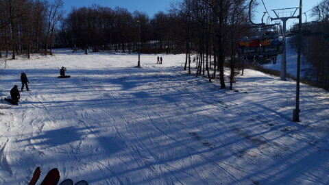 A 4-es beérkezése a 2-eshez, ami visszavisz az 1-re.