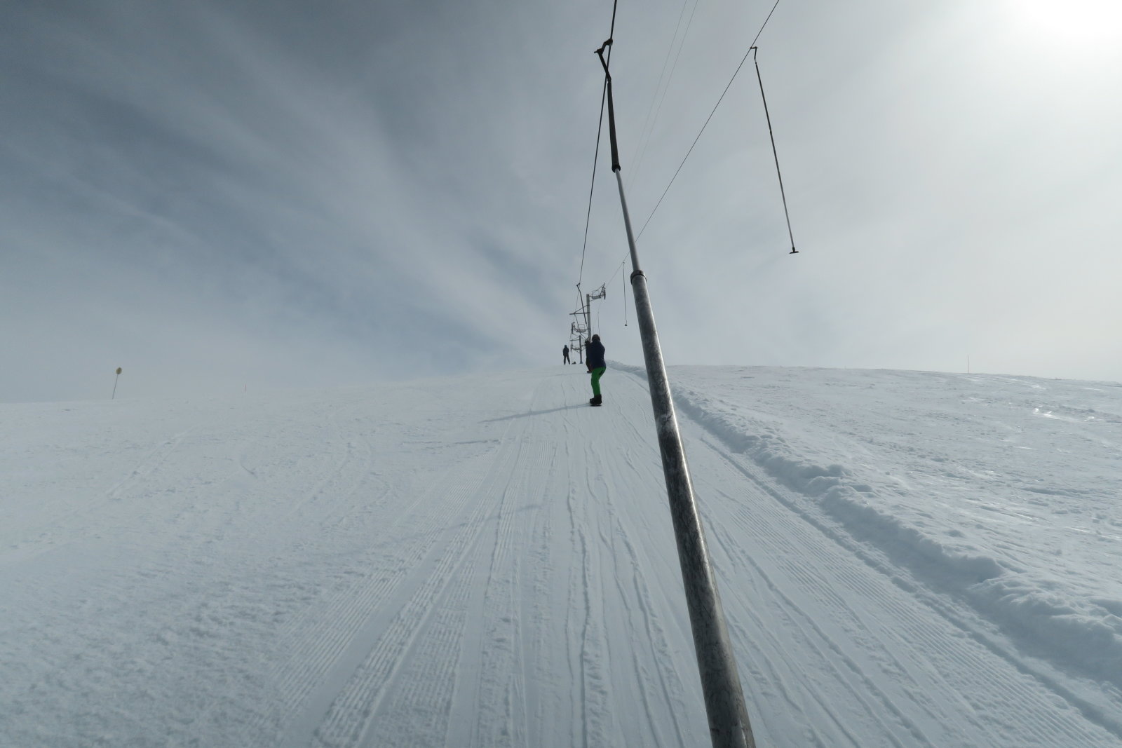 Felfelé a Boulangére tányérossal.