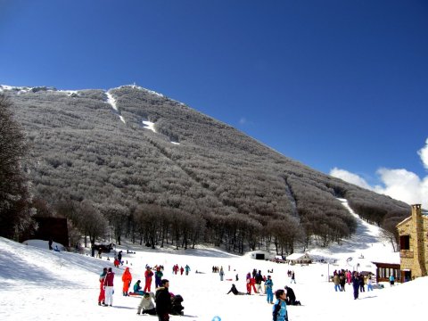 A palermóiak házi hegye, Piano Battaglia