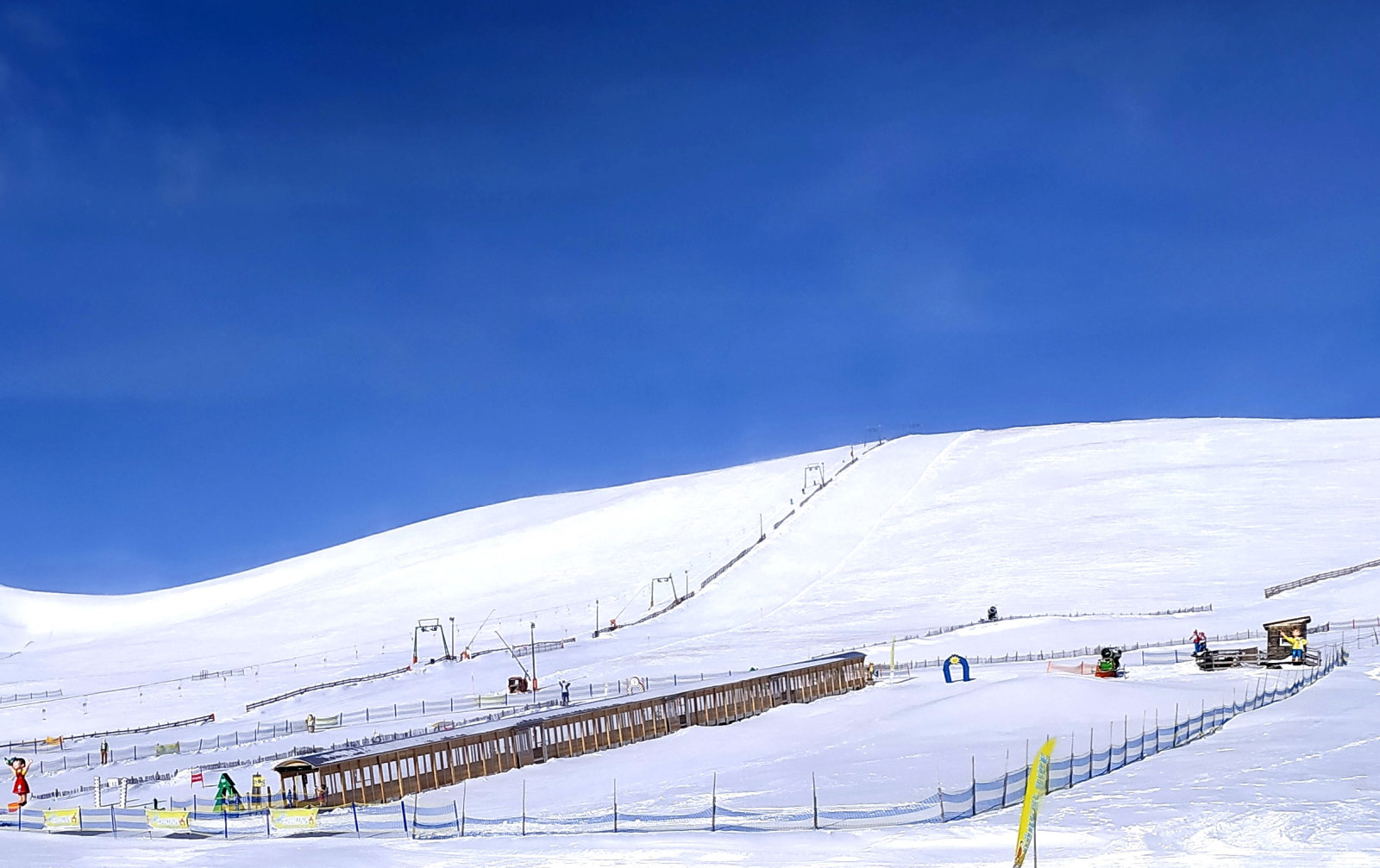 A síoktató park területe az új varázsszőnyeggel
