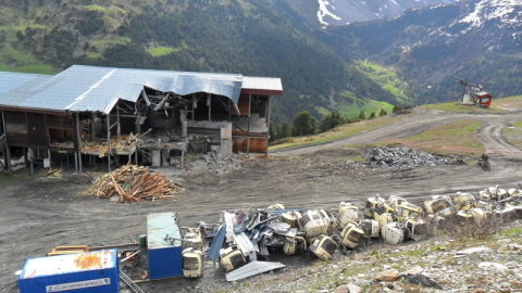 Bontásra ítélve...