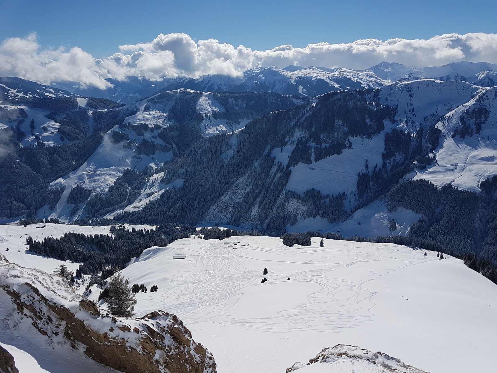 Hochhörndlerspitze, az induláshoz felmásztunk a kereszthez