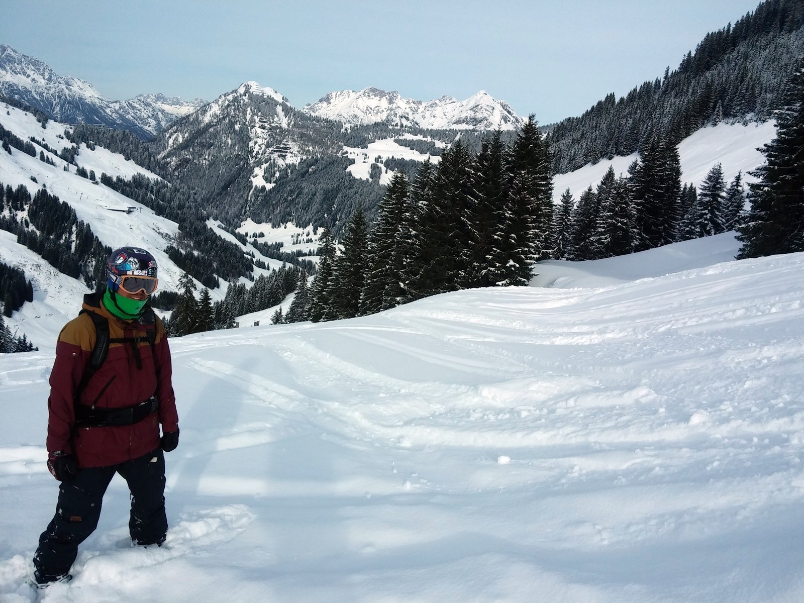 A völgyben egy kezelt síút vezet majd vissza a TirolS felvonóhoz