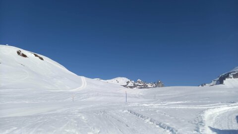 Indulás 2186m-ről Nagens Sura