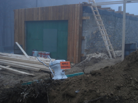 terasz elötte a flúgos futam repűlő csészealja Kiss Andristól