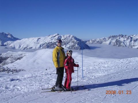 Alpe-dHuez.jpg