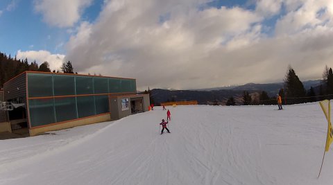 Régi bejárat lezárva.