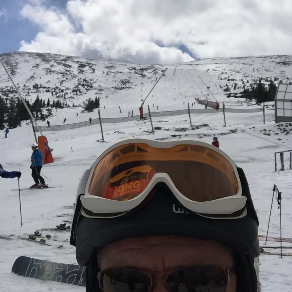 Felnézve Rovna Holáról