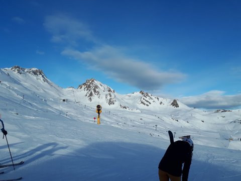 Ezt 40-ből 7-en találtátok el, de elismerem, hogy kicsit gonosz volt, mert tudom, hogy a kép eléggé hasonlít egy másik helyre, és azt is beraktam a lehetőségek közé, 25-en arra tippeltetek. Lehetőségek: Gastein, Stuhleck, Möltall, Obertauern