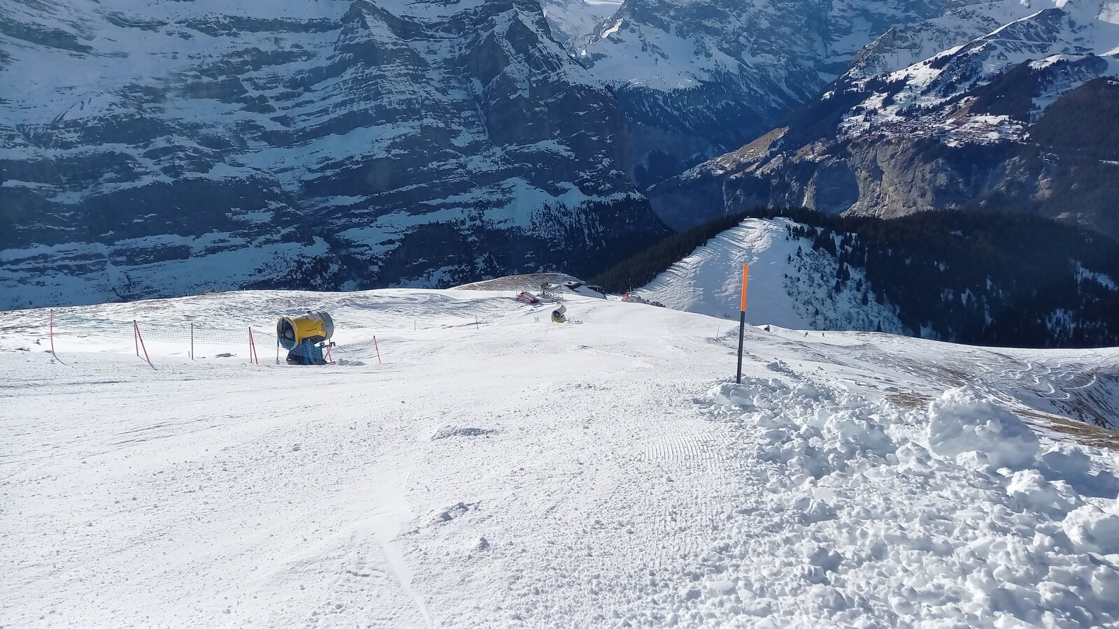 A Lauberhorn teteje, a lesíkló pálya, itt rendezik a versenyt