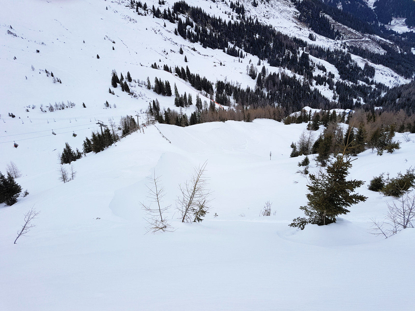 Dorfgastein, a 6-os Kreuzkogel lift melletti katlan