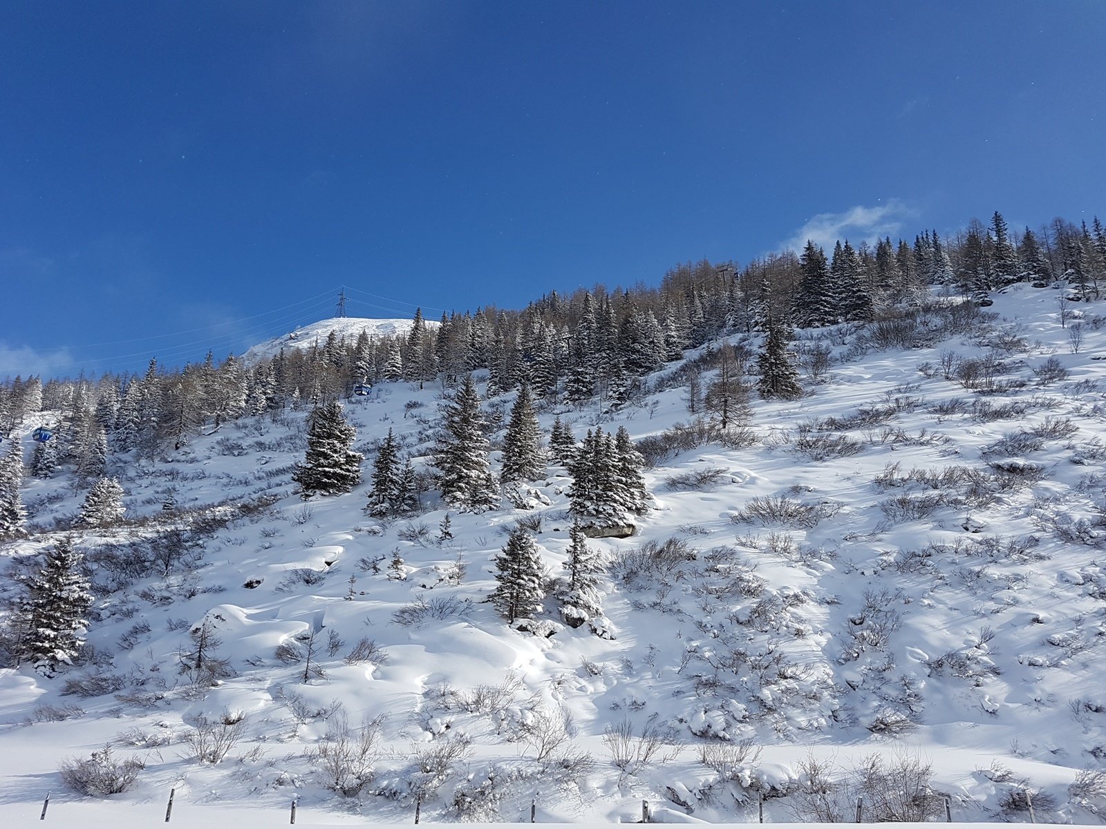 a középállomás alatti rész