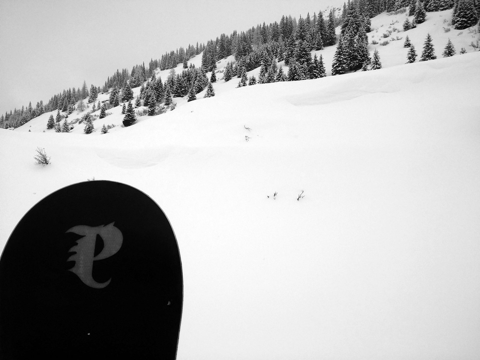 Ezzel a keskenyebb lappal kezdtem a napot, mert még nem gondoltam, hogy mélyhavazni is fogunk. De utána a Koruára váltottam :)