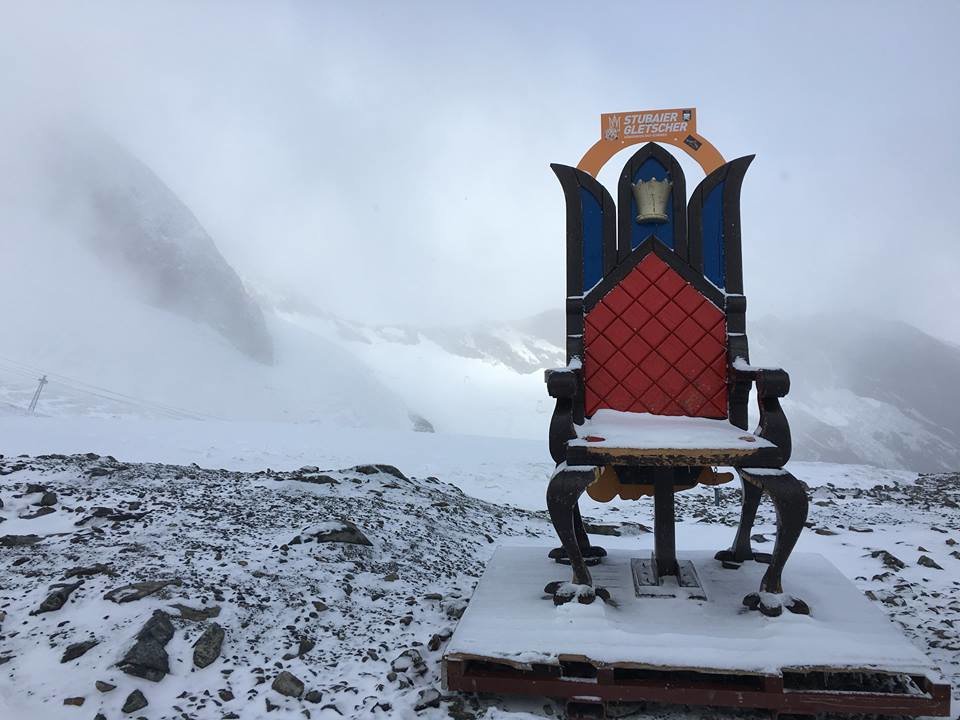 Stubaion is fehérbe borult a táj - fotó: facebook