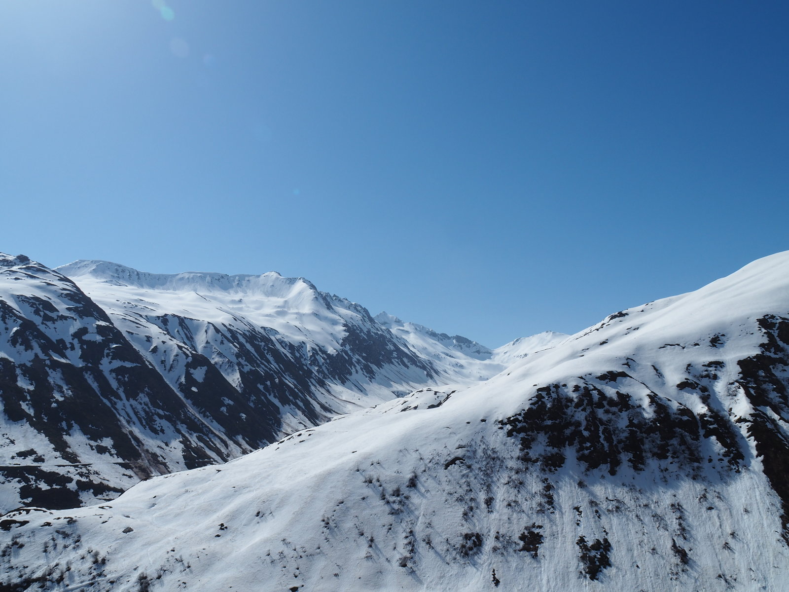 kék ég minden felé