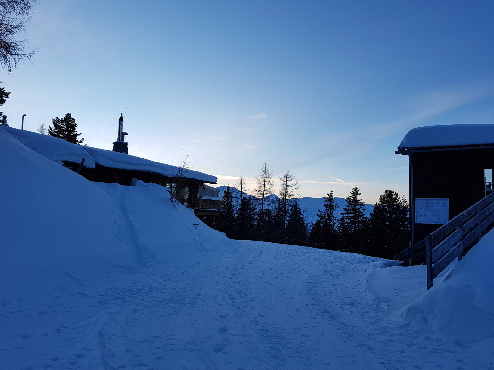 2021.01.19. Garukogel. Napnyugta a hegytetőn, mint mindig.
