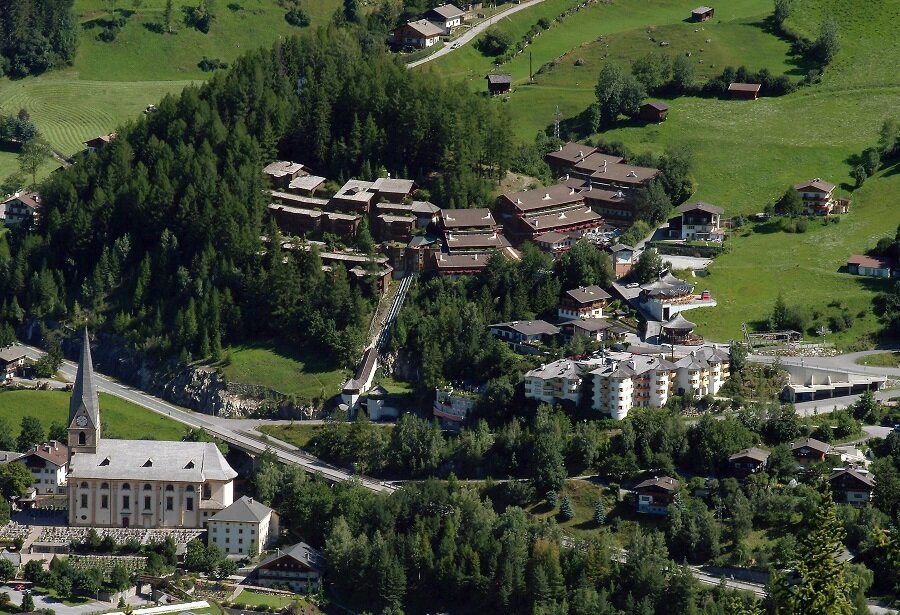 HotelGoldriedFernansicht.jpg