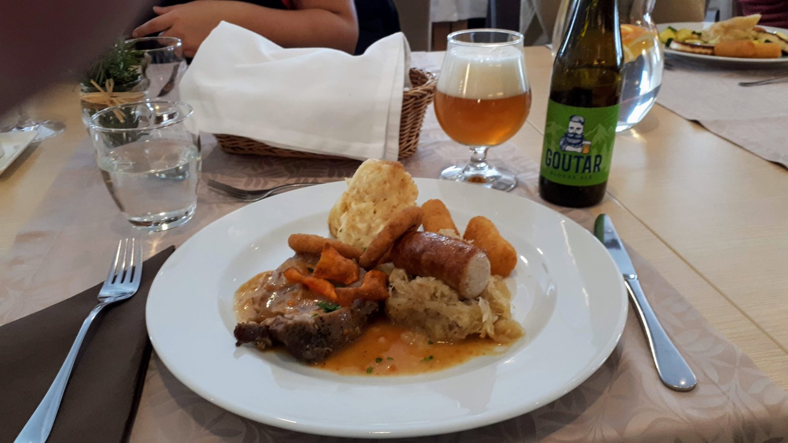 Vacsora a Hotel Golte-ben