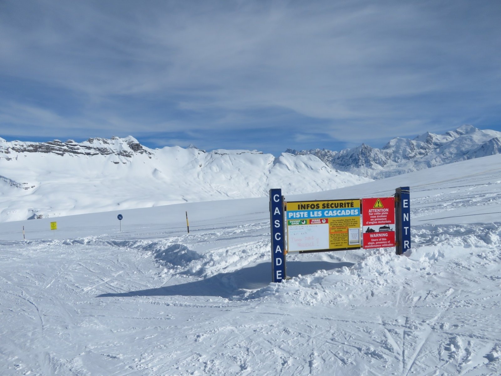 A Cascades pálya bejárata