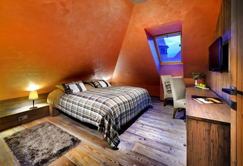 2-4 fős két légterű modern szoba