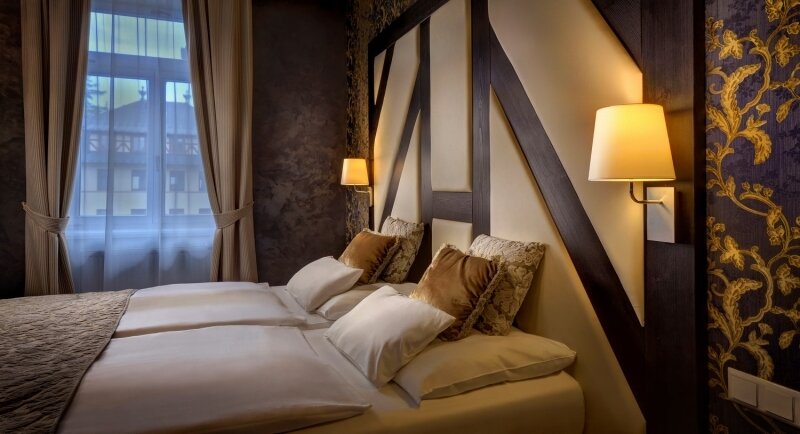 2-4 fős két légterű szoba