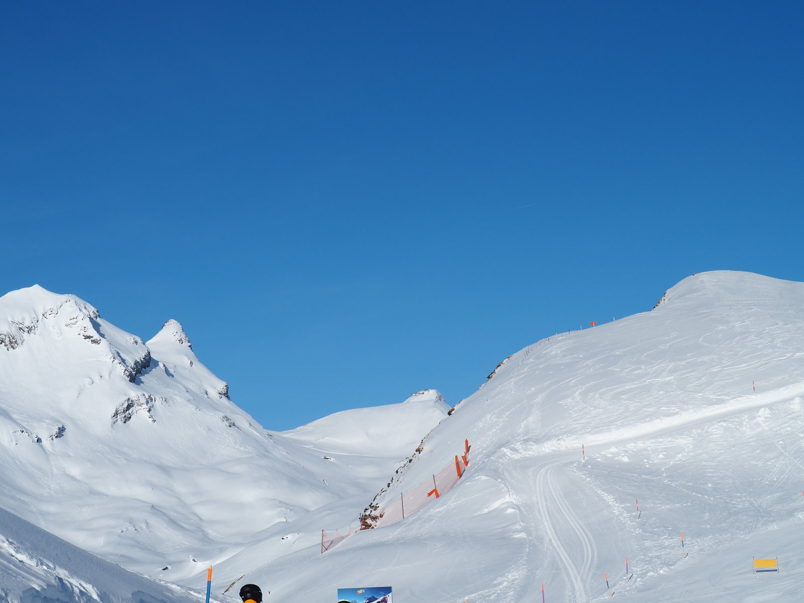 ott kell menni a 15 km-es szánkópálya felé